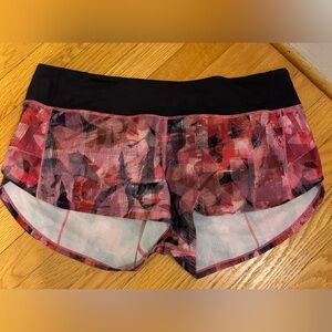 Lululemon Speed Up Low-Rise Short 2.5